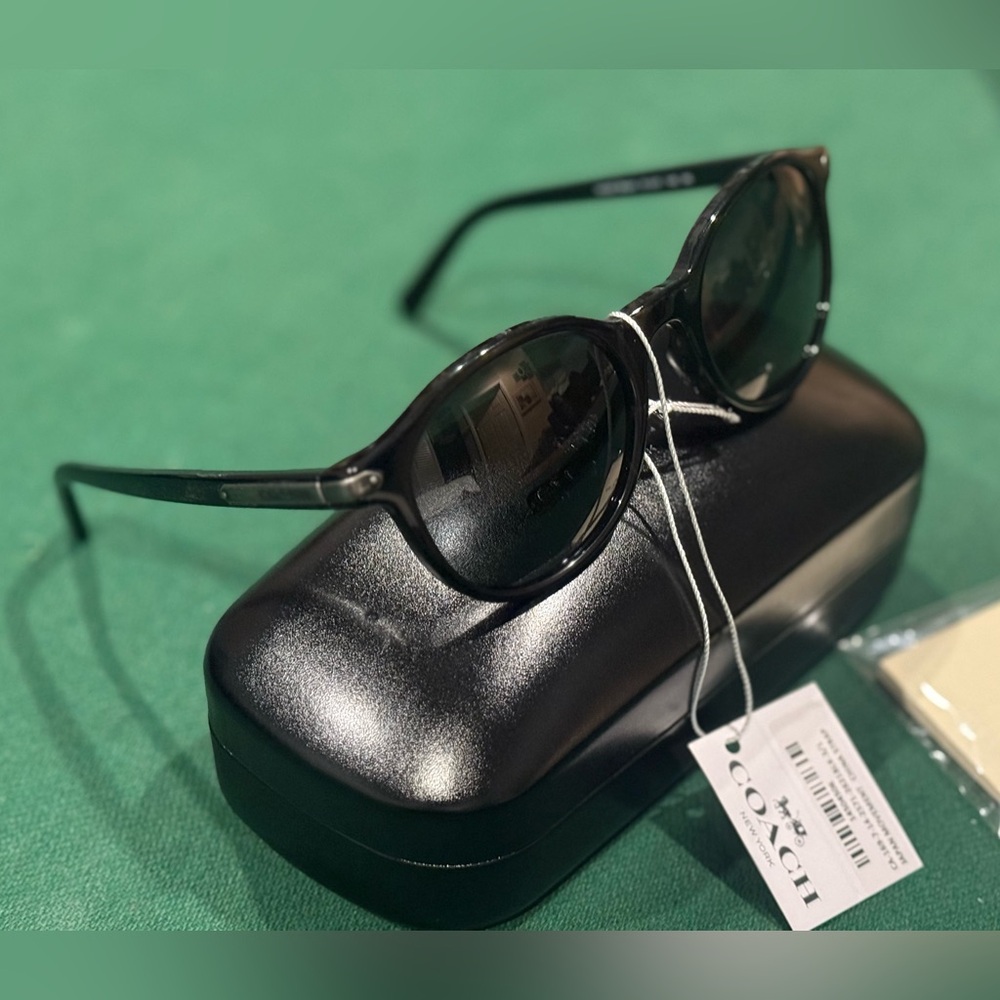 NWT Coach Classic Black Sunglasses
